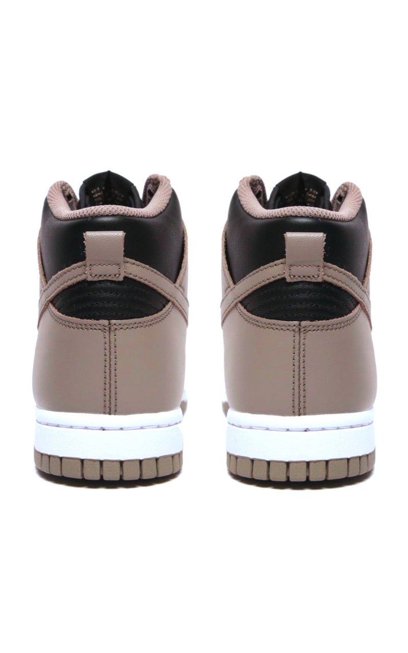 Nike Dunk High "Moon Fossil"