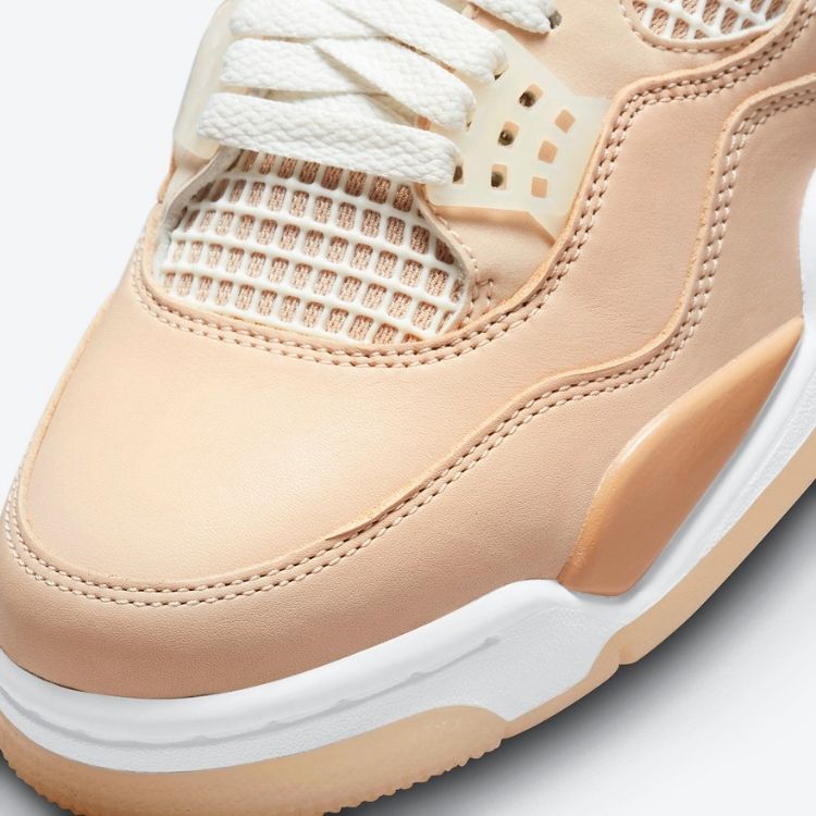 NIKE AIR JORDAN 4 RETRO SHIMMER