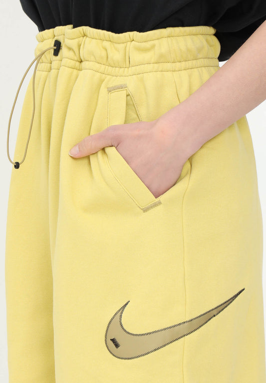 NIKE Pantaloncini da donna con swoosh laterale