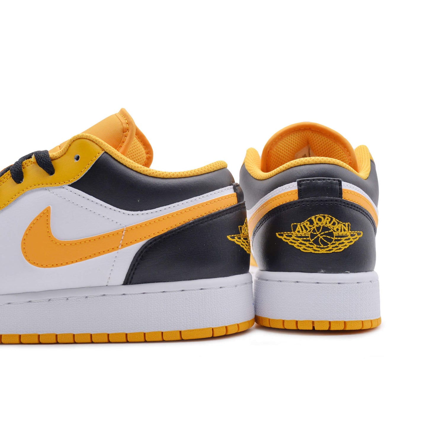 NIKE AIR JORDAN 1 LOW TAXI